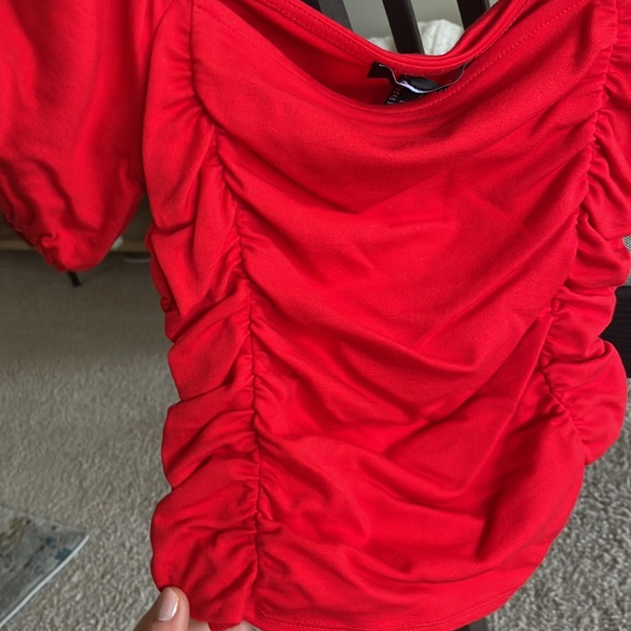 Red Ruched Puff Sleeve Top - Picture 2 of 4